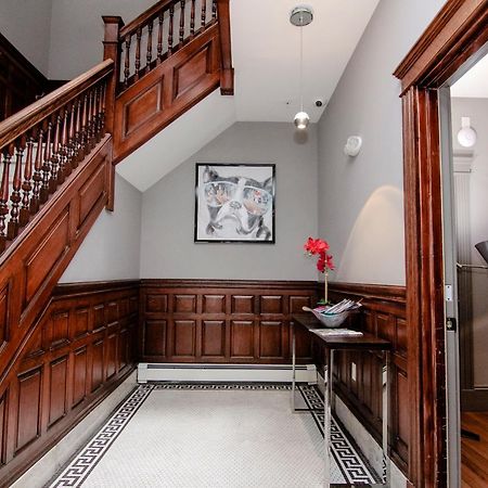 A Stylish Stay W/ A Queen Bed, Heated Floors.. #14 Brookline Exteriör bild