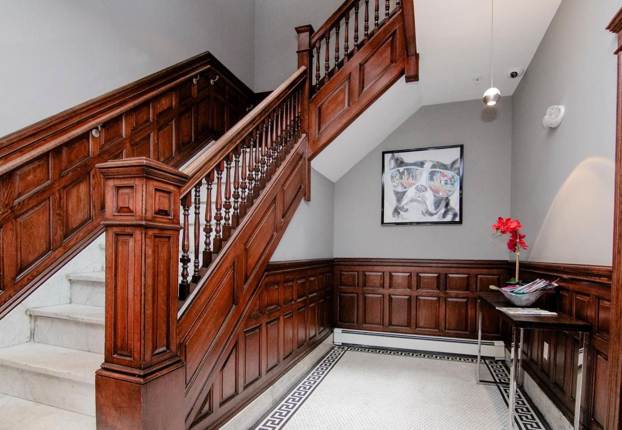 A Stylish Stay W/ A Queen Bed, Heated Floors.. #14 Brookline Exteriör bild