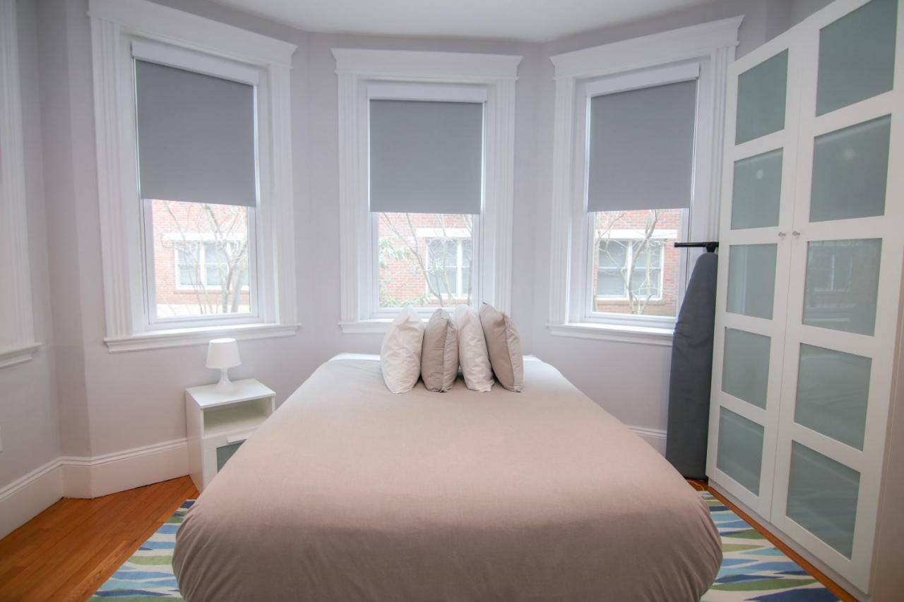 A Stylish Stay W/ A Queen Bed, Heated Floors.. #14 Brookline Exteriör bild